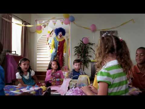 Wal-Mart – Screaming Birthday Clown Commercial